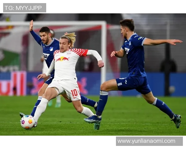 莱比锡RB势不可挡，夺得德甲榜首，创造历史！